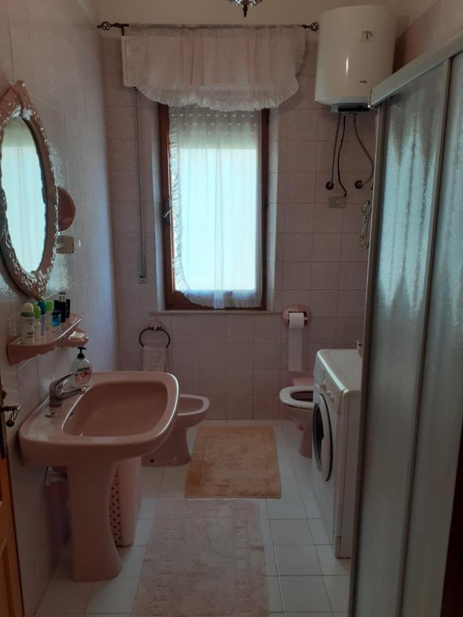 B&B Anna Piscinas Buitenkant foto