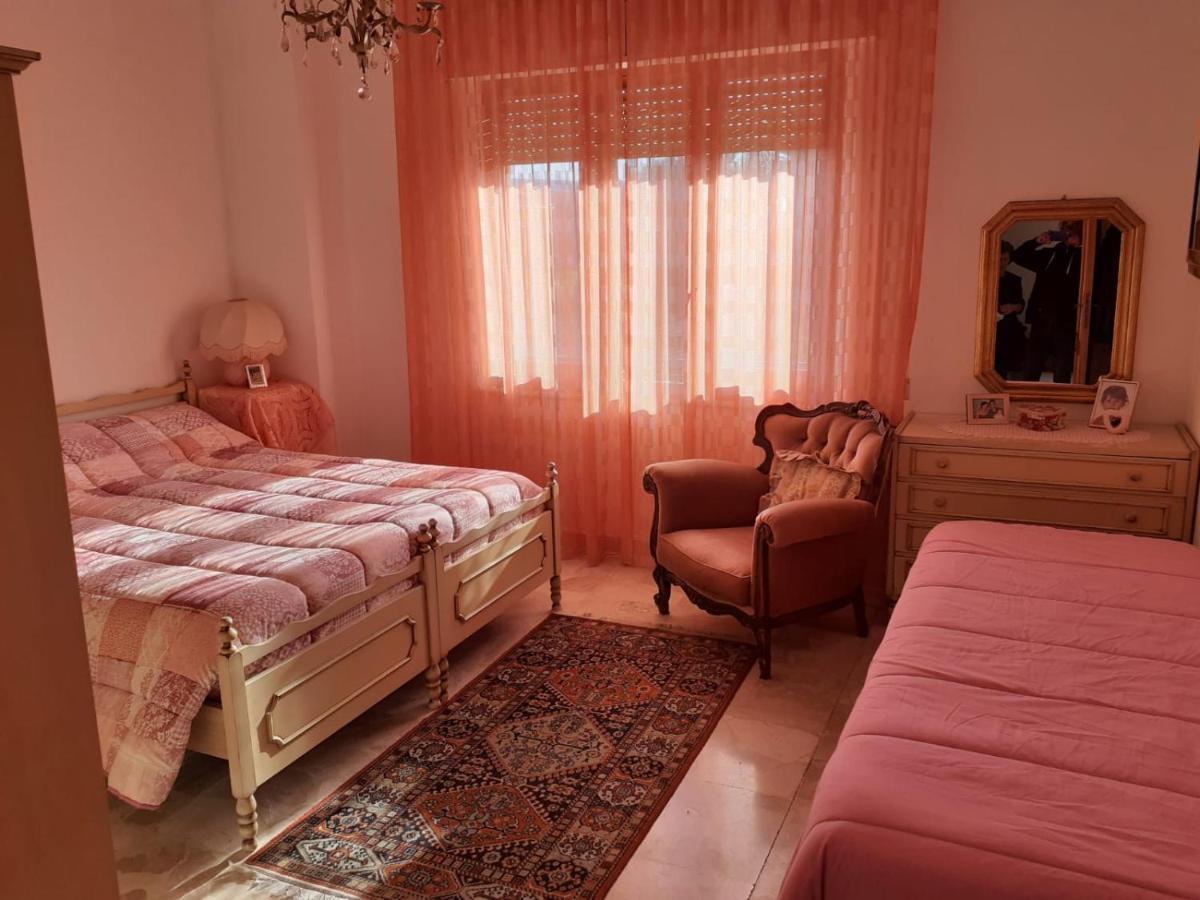 B&B Anna Piscinas Buitenkant foto