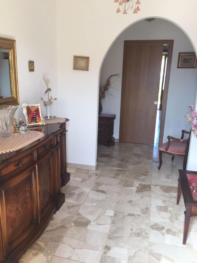 B&B Anna Piscinas Buitenkant foto