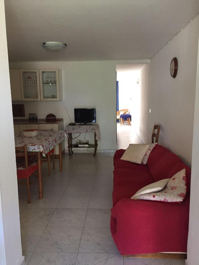 B&B Anna Piscinas Buitenkant foto
